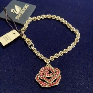 NWT Swarovski red rose crystal chain bracelet